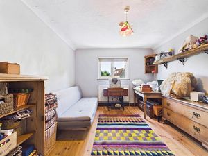 Bedroom- click for photo gallery